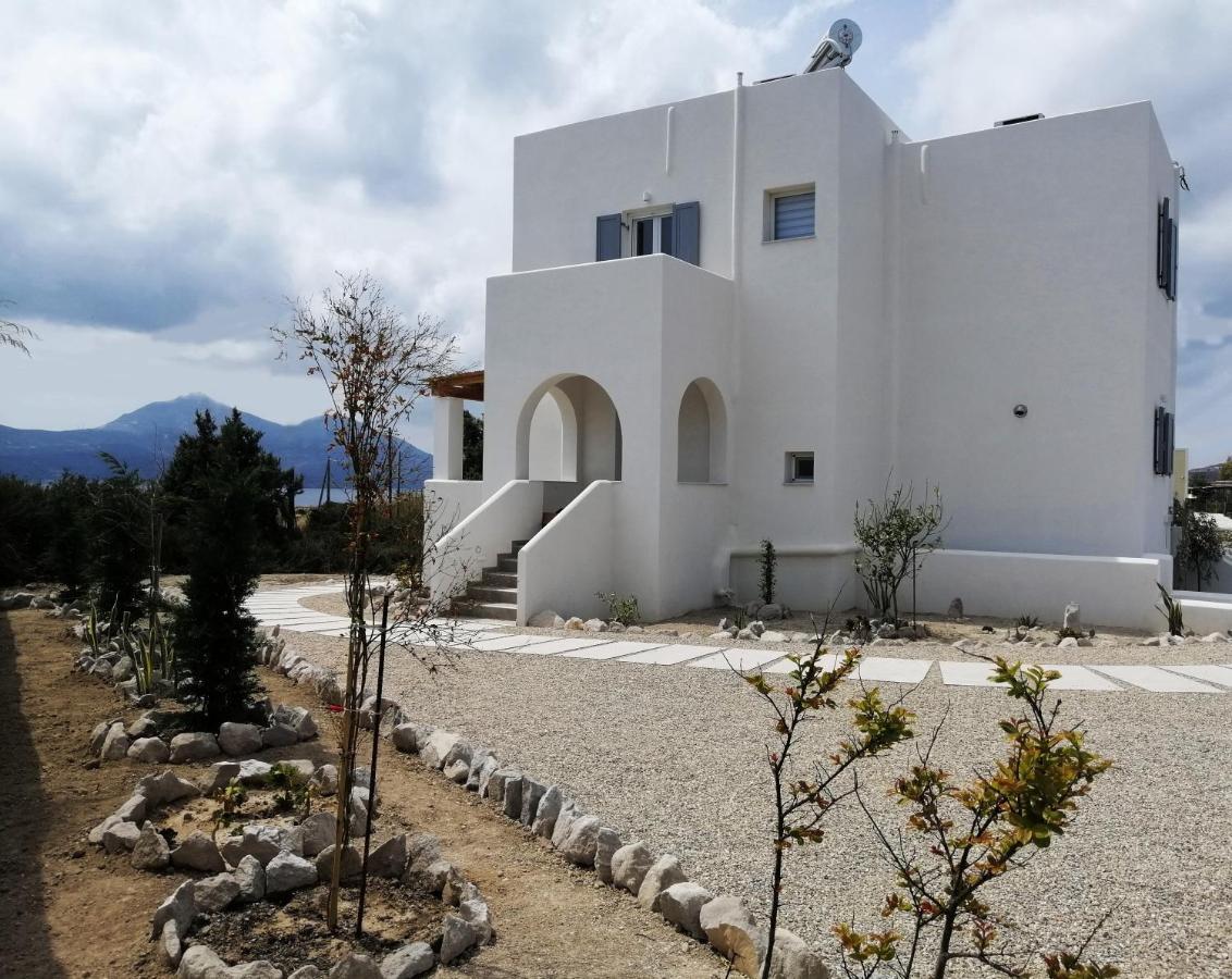 אדאמאס Villa Nelleas מראה חיצוני תמונה